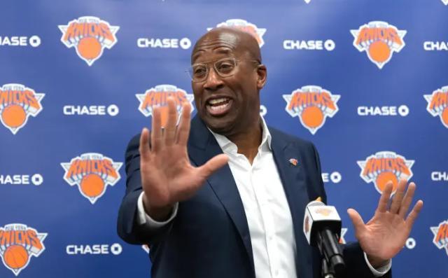 开云在线直播-防守漏洞有救了？布朗新帅上任或破解尼克斯难题