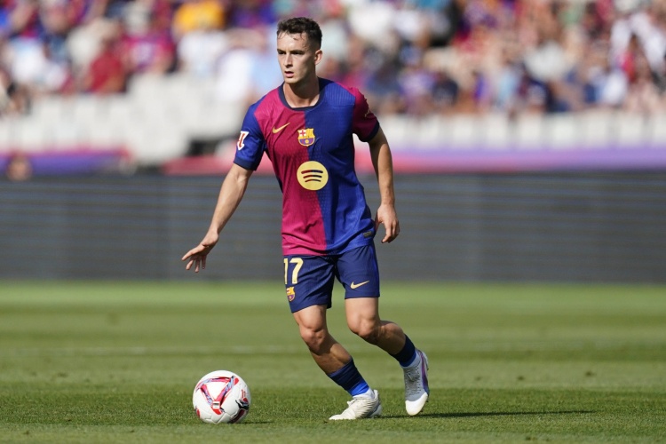 开云下载网址-世体：卡萨多希望留在巴萨，他无意加盟加拉塔萨雷