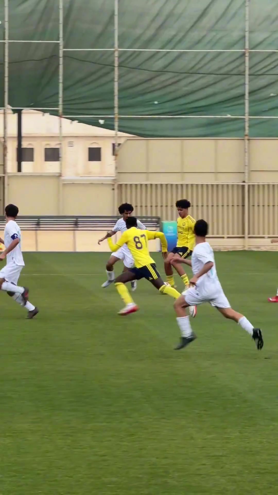 开云官网-迷你罗奔袭半场送手术刀般助攻！433：真是有其父必有其子