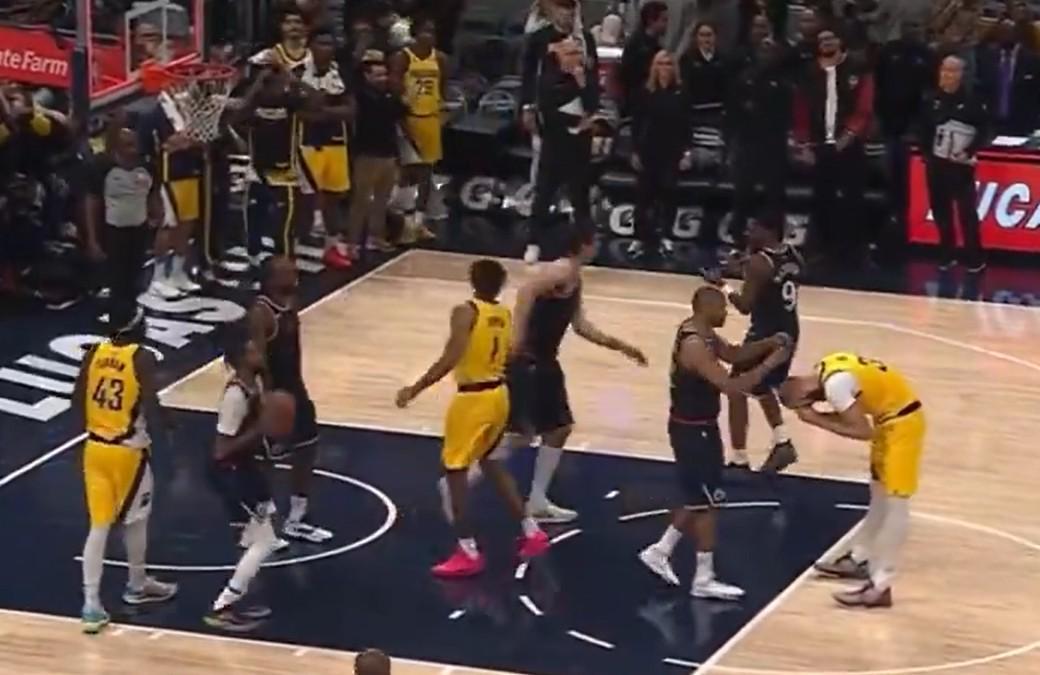 明着摆烂？步行者0.1秒落后1分获2罚，赫夫两罚不中送走比赛