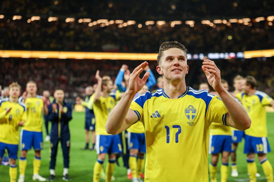 kaiyun-约克雷斯绝杀伊兰加建功 瑞典3-2波兰晋级世界杯